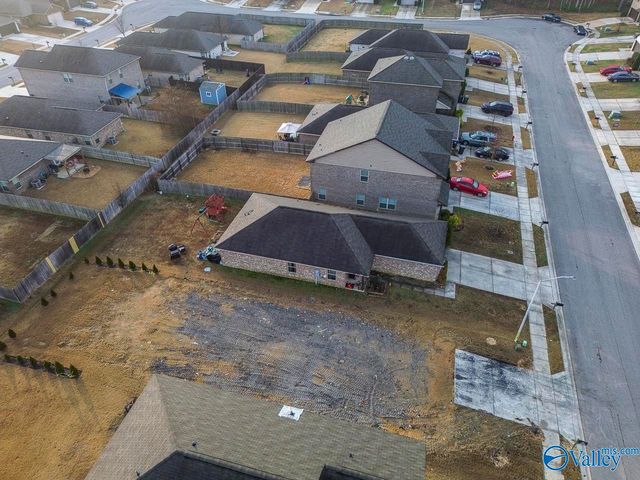 121 Winstead Circle, Owens Cross Roads, AL 35763