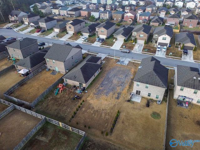 121 Winstead Circle, Owens Cross Roads, AL 35763