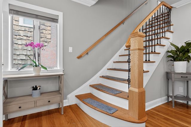 93 WEST 38TH ST, Bayonne, NJ 07002