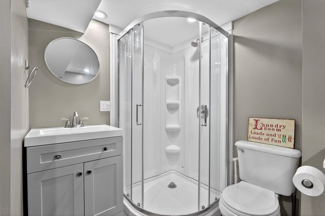 93 WEST 38TH ST, Bayonne, NJ 07002