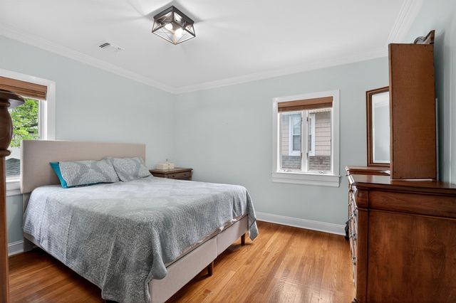 93 WEST 38TH ST, Bayonne, NJ 07002