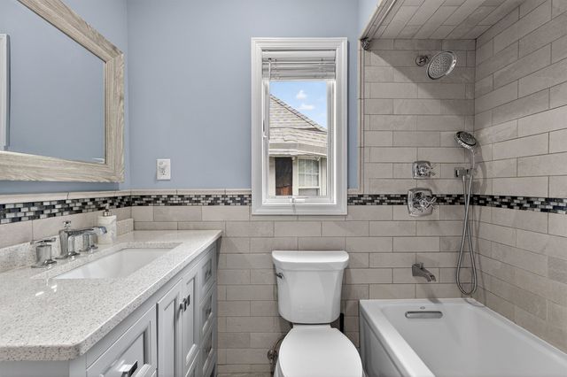 93 WEST 38TH ST, Bayonne, NJ 07002