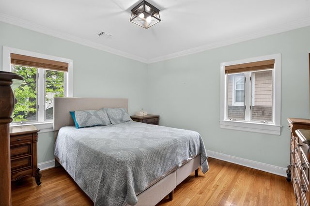 93 WEST 38TH ST, Bayonne, NJ 07002