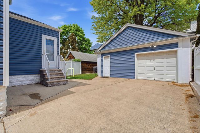 93 WEST 38TH ST, Bayonne, NJ 07002