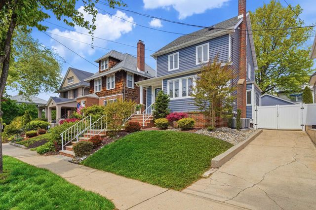 93 WEST 38TH ST, Bayonne, NJ 07002