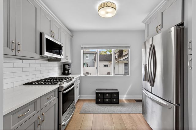 93 WEST 38TH ST, Bayonne, NJ 07002