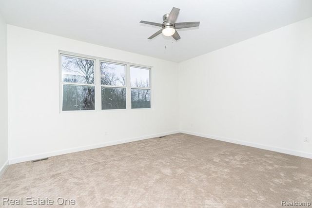 225 E Predmore Road, Oakland, MI 48363