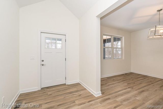 225 E Predmore Road, Oakland, MI 48363