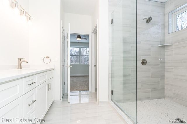 225 E Predmore Road, Oakland, MI 48363