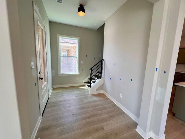 10250 LOUANNE DR, Collierville, TN 38017