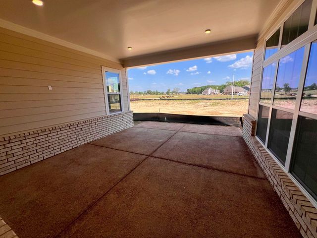 10250 LOUANNE DR, Collierville, TN 38017