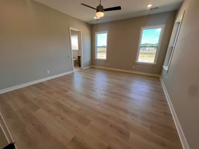 10250 LOUANNE DR, Collierville, TN 38017