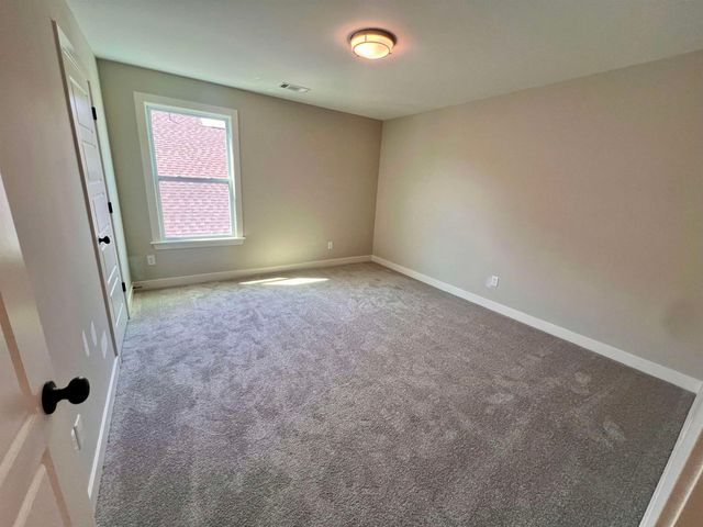 10250 LOUANNE DR, Collierville, TN 38017