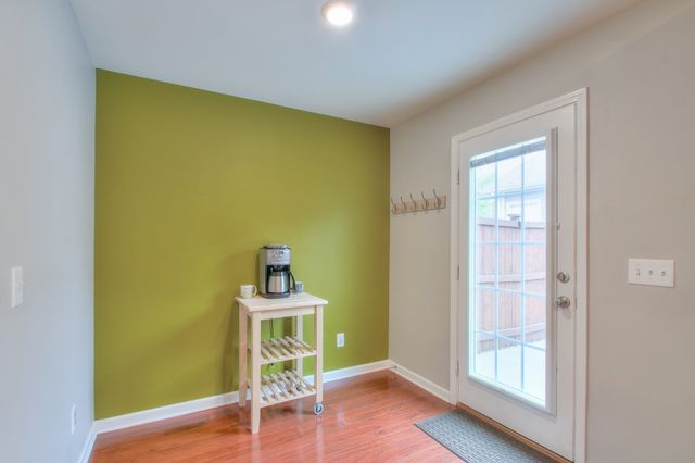 1303 Riverbrook Dr, Hermitage, TN 37076