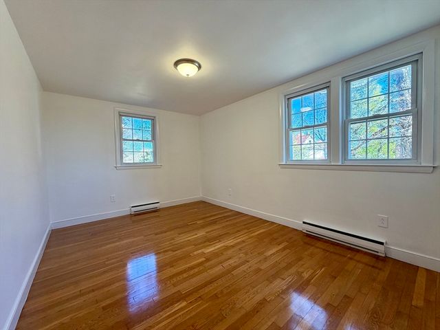 15 Park Avenue 1, Foxboro, MA 02035