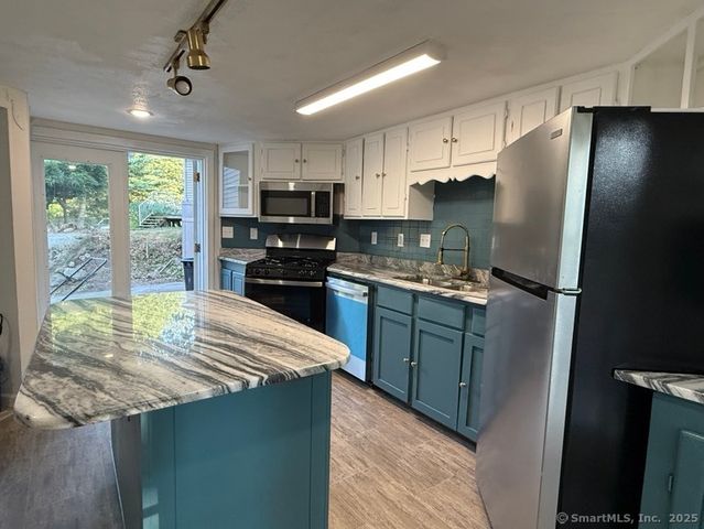 19 Crouch Street, Groton, CT 06340