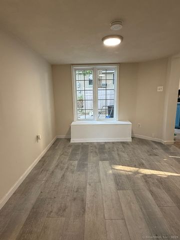19 Crouch Street, Groton, CT 06340