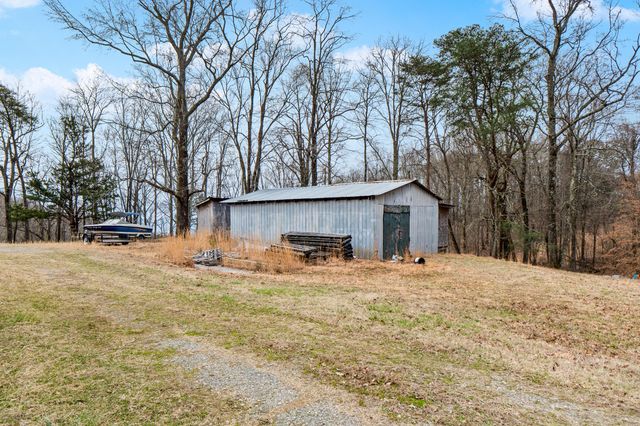 1475 Patton School Road, South Pittsburg, TN 37380