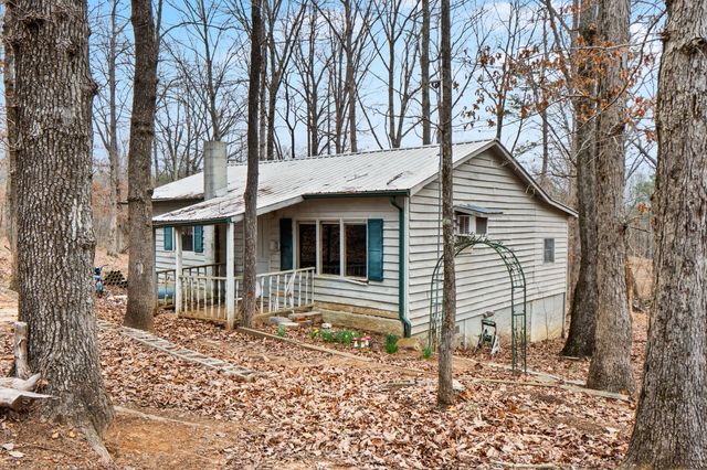 1475 Patton School Road, South Pittsburg, TN 37380