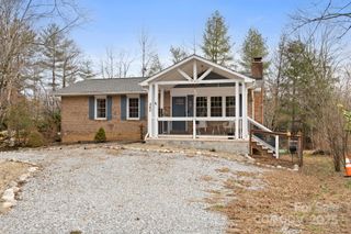 240 Markley Drive, Flat Rock, NC 28731