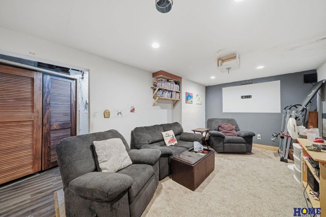 1010 B Street, Palmyra, NE 68418