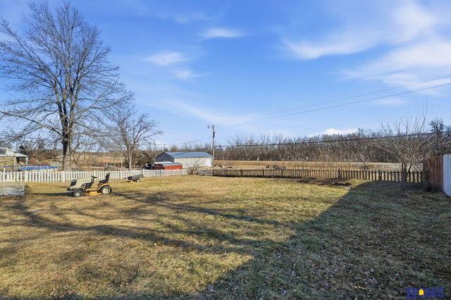 1010 B Street, Palmyra, NE 68418