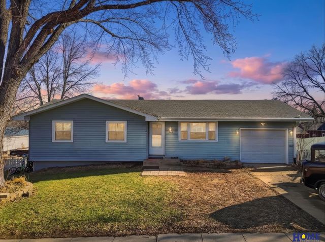 1010 B Street, Palmyra, NE 68418