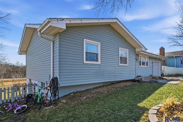 1010 B Street, Palmyra, NE 68418