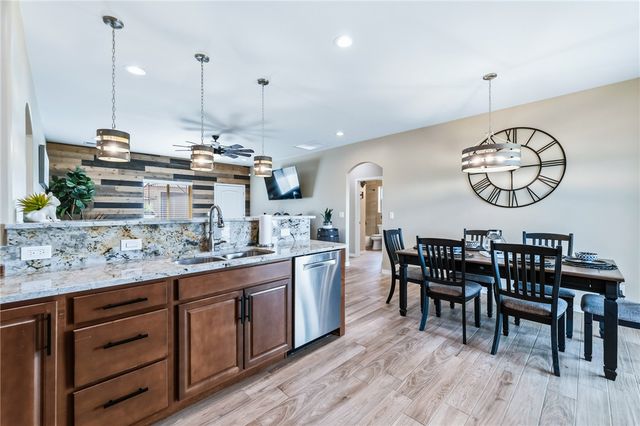 1947 E Winter Haven Drive, Mohave Valley, AZ 86440