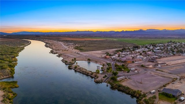 1947 E Winter Haven Drive, Mohave Valley, AZ 86440