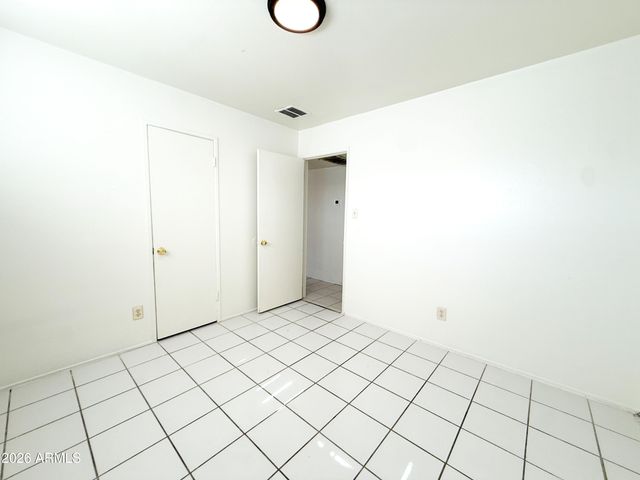 7007 S 8th Street, Phoenix, AZ 85042