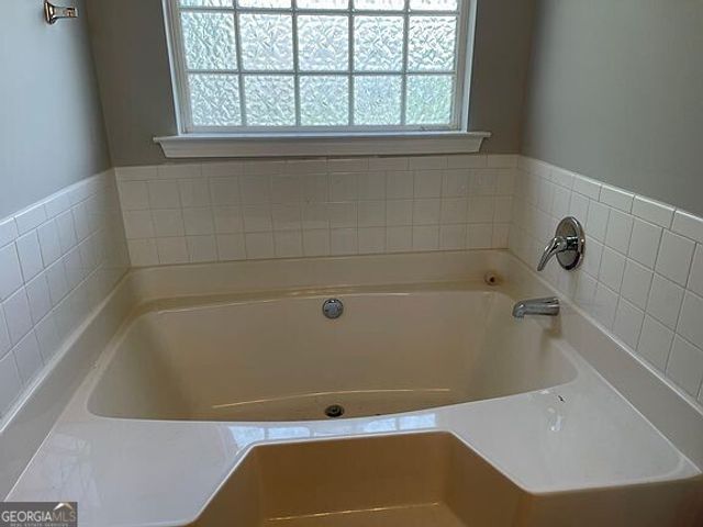 2009 Rolling Meadows Road, Villa Rica, GA 30180