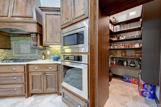 226 Heavens Way, San Antonio, TX 78260