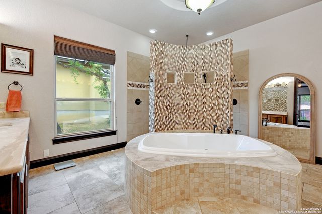 226 Heavens Way, San Antonio, TX 78260