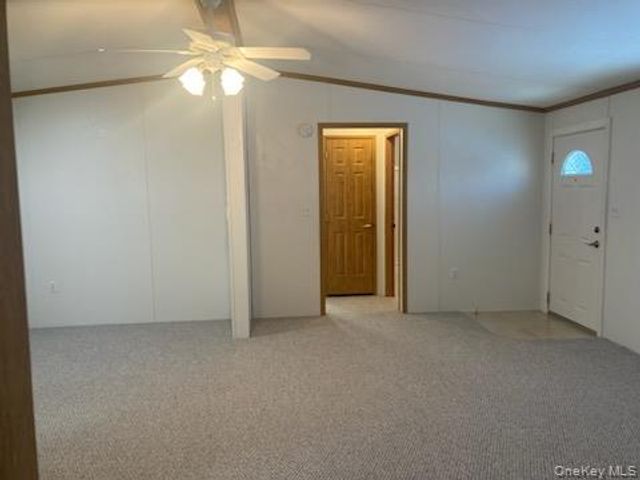 1661 Old Country Road, Riverhead, NY 11901