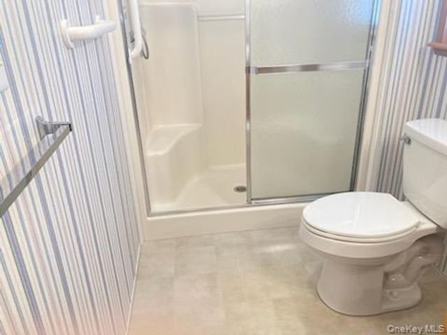 1661 Old Country Road, Riverhead, NY 11901