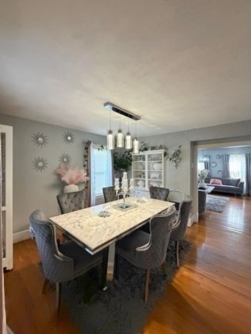 209 Fayette St, Lynn, MA 01902