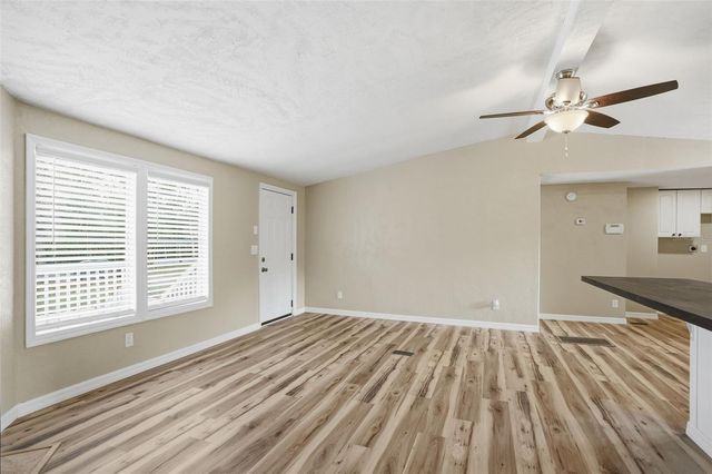 27080 HIAWATHA BOULEVARD, Brooksville, FL 34601