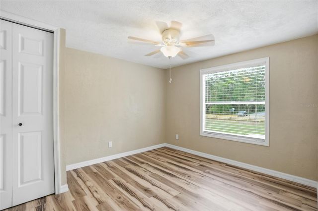 27080 HIAWATHA BOULEVARD, Brooksville, FL 34601