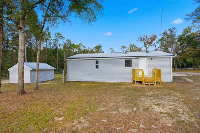 27080 HIAWATHA BOULEVARD, Brooksville, FL 34601