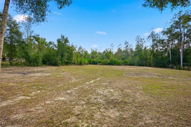 27080 HIAWATHA BOULEVARD, Brooksville, FL 34601