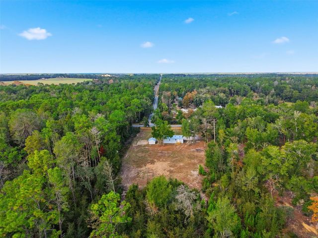 27080 HIAWATHA BOULEVARD, Brooksville, FL 34601