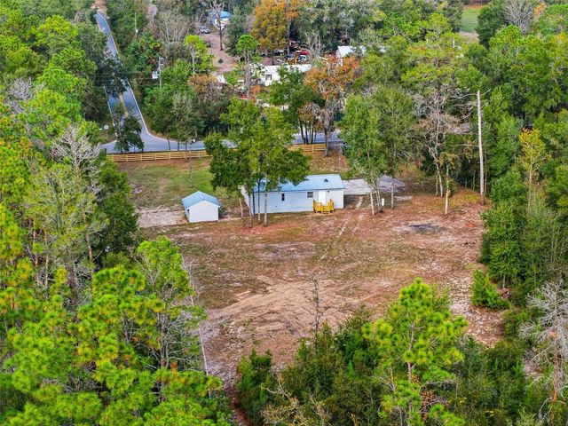 27080 HIAWATHA BOULEVARD, Brooksville, FL 34601