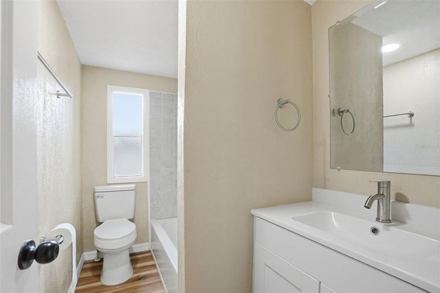 27080 HIAWATHA BOULEVARD, Brooksville, FL 34601