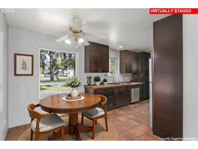 295 Kangas Rd, Toledo, WA 98591