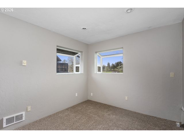 295 Kangas Rd, Toledo, WA 98591