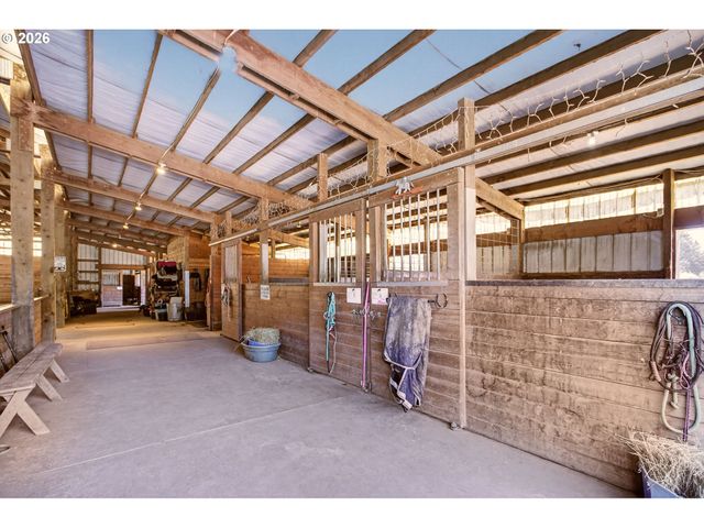 295 Kangas Rd, Toledo, WA 98591