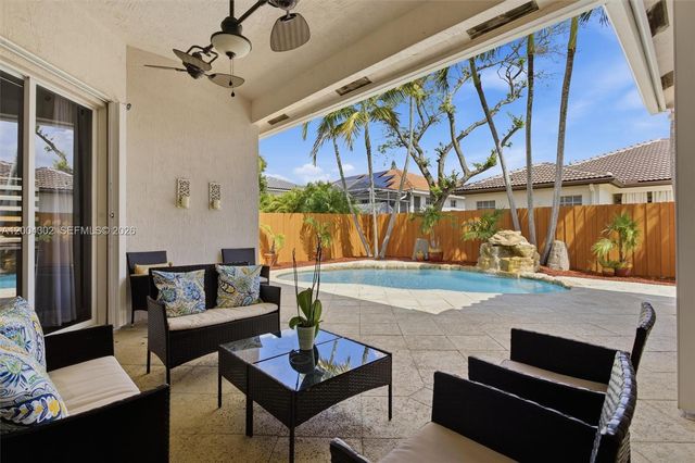 16557 NW 15th St, Pembroke Pines, FL 33028