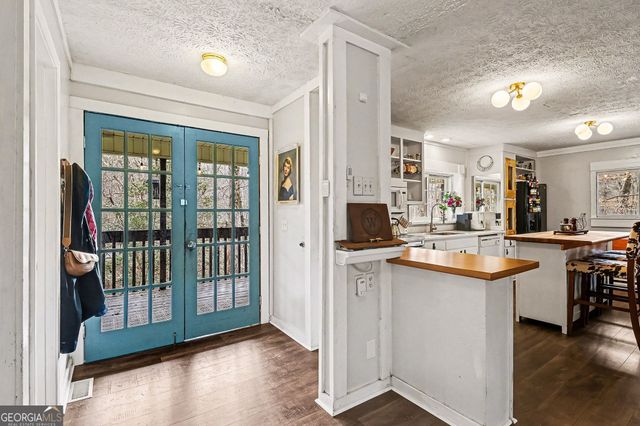 95 Holly Lane, Dahlonega, GA 30533