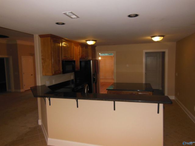 2604 Little Cove Road SE, Hampton Cove, AL 35763